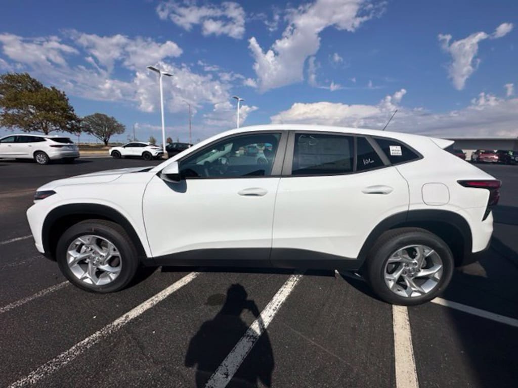 New 2026 Chevrolet Trax LS SUV