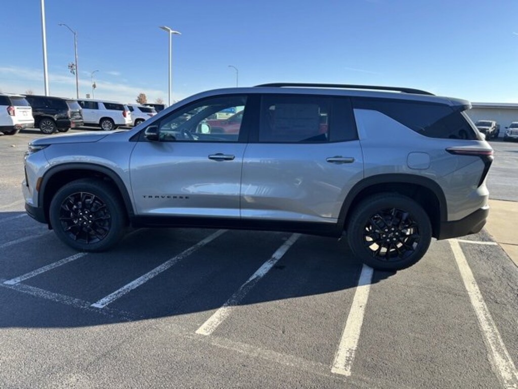 New 2026 Chevrolet Traverse LT SUV
