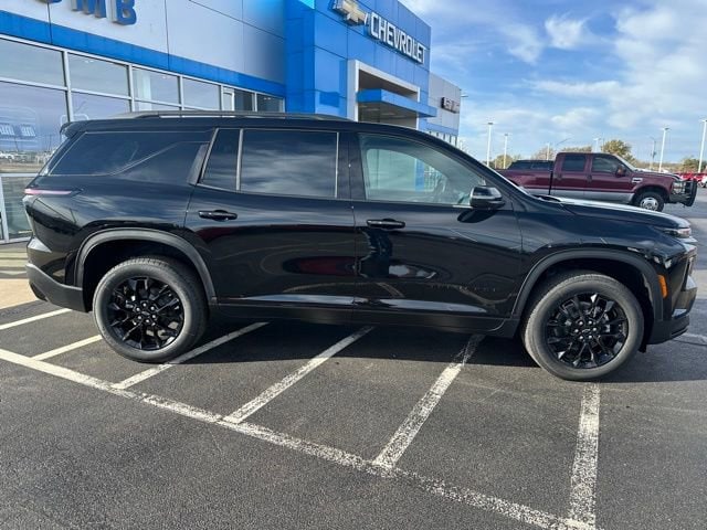 2026 Chevrolet Traverse LT - Photo 8