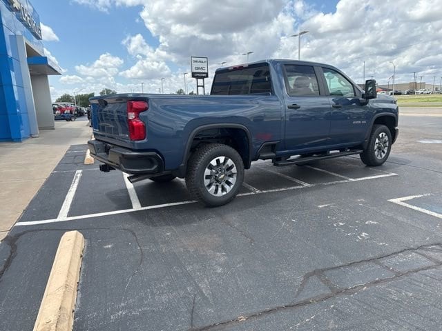 2026 Chevrolet Silverado 2500 HD Custom - Photo 8