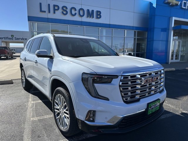 2026 GMC Acadia Denali's photo