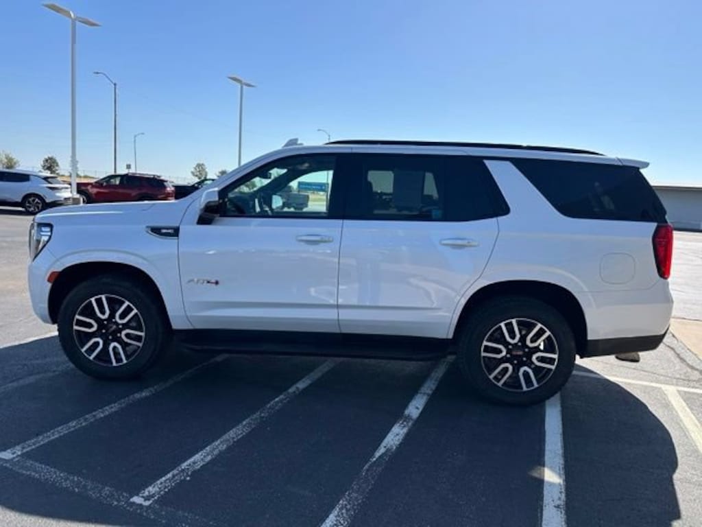 Used 2022 GMC Yukon AT4 SUV