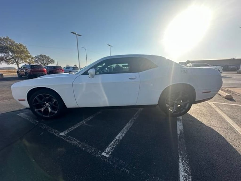 Used 2019 Dodge Challenger SXT Coupe