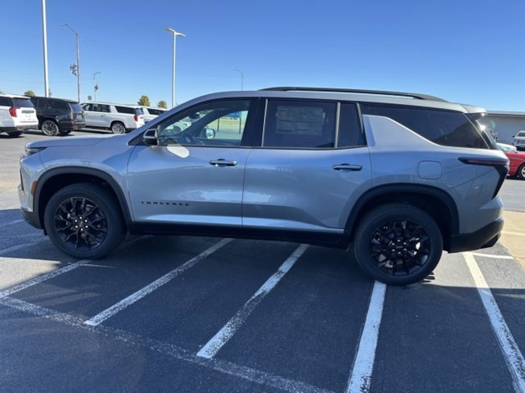 New 2026 Chevrolet Traverse LT SUV