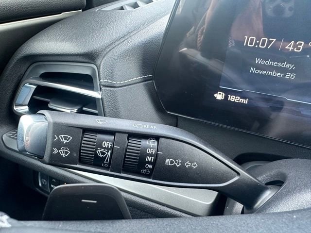 2026 Chevrolet Traverse LT - Photo 14