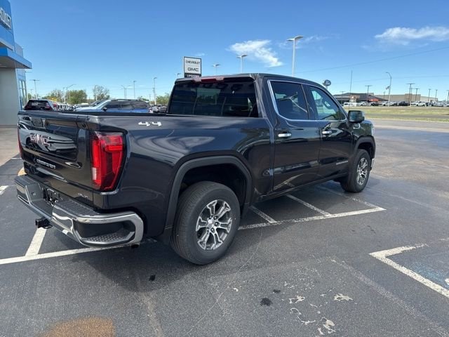 2024 GMC Sierra 1500 SLT - Photo 8