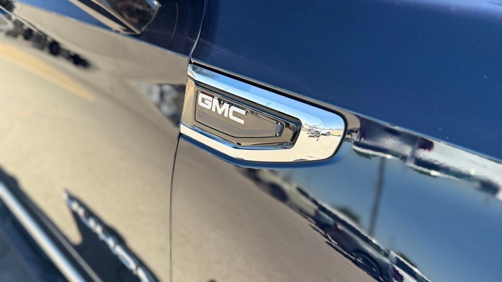 Used 2022 GMC Yukon SLT SUV