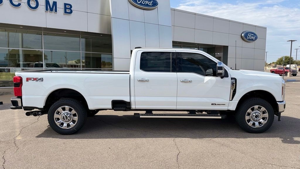 New 2026 Ford F-350SD Lariat Truck