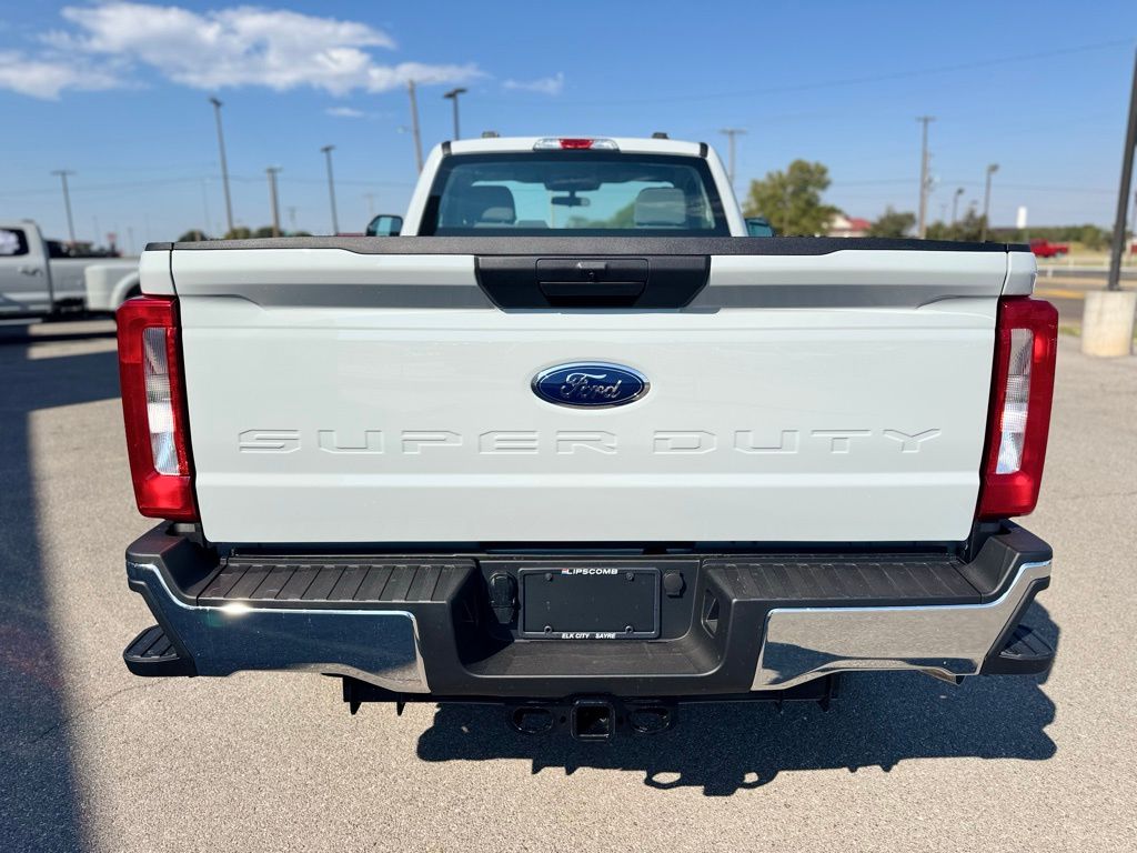 2026 Ford F-350 Super Duty XL - Photo 7