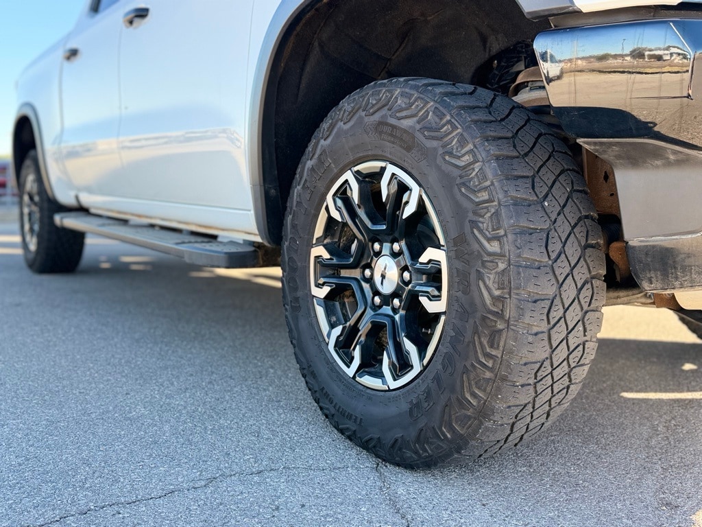 Used 2024 Chevrolet Silverado 1500 ZR2 Truck Crew Cab