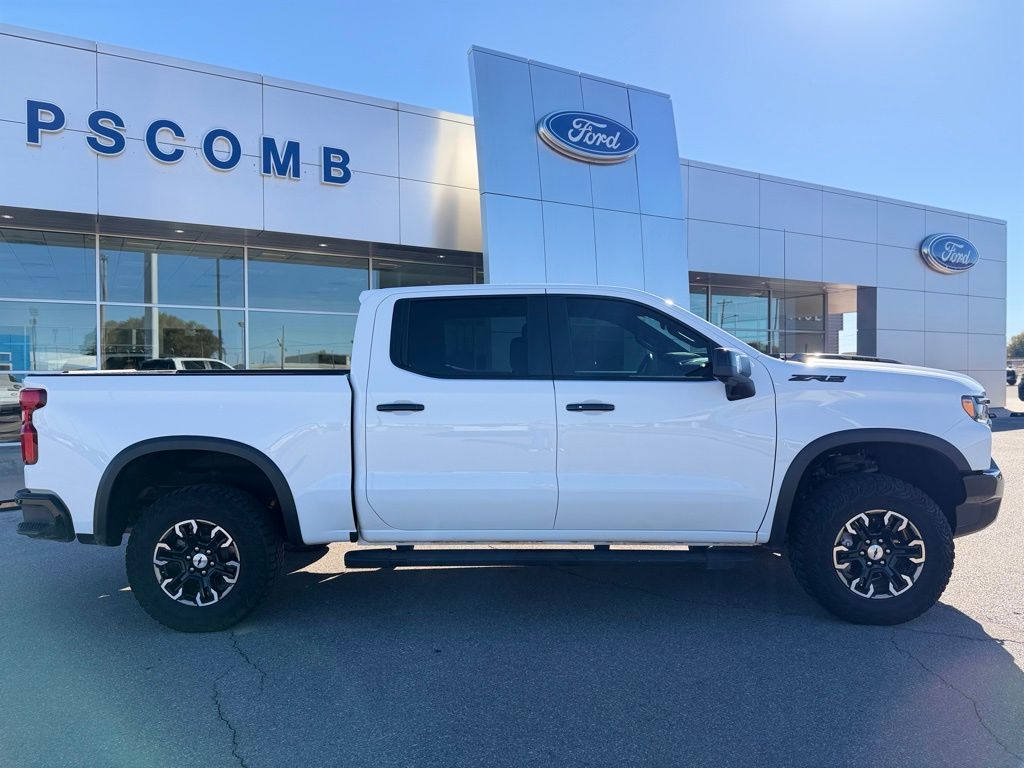 2024 Chevrolet Silverado 1500 ZR2 - Photo 6