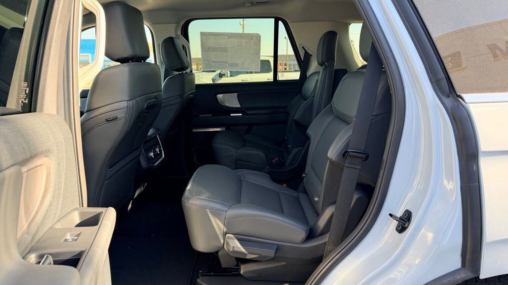 2026 Ford Expedition Active - Photo 15