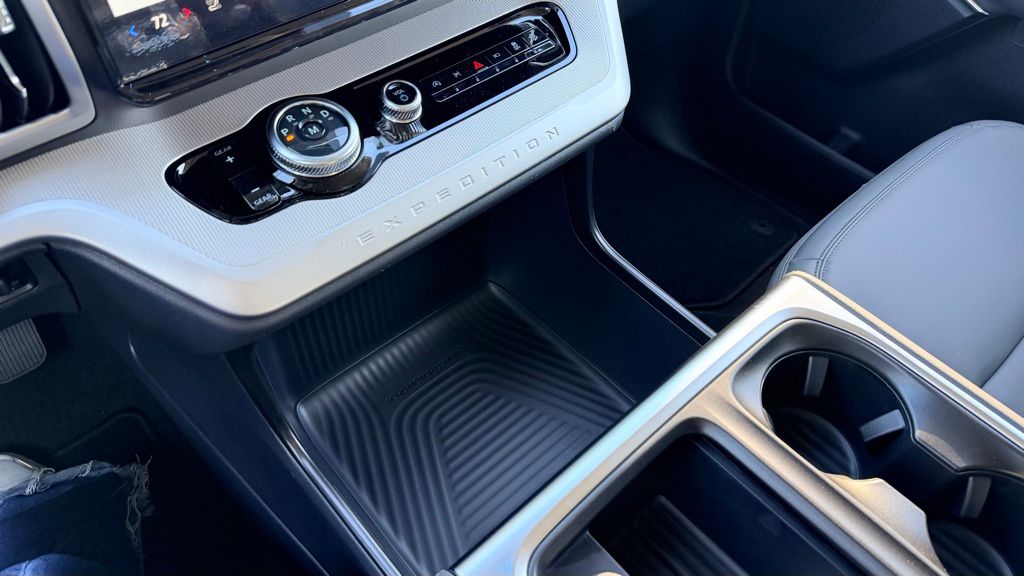 2026 Ford Expedition Active - Photo 31