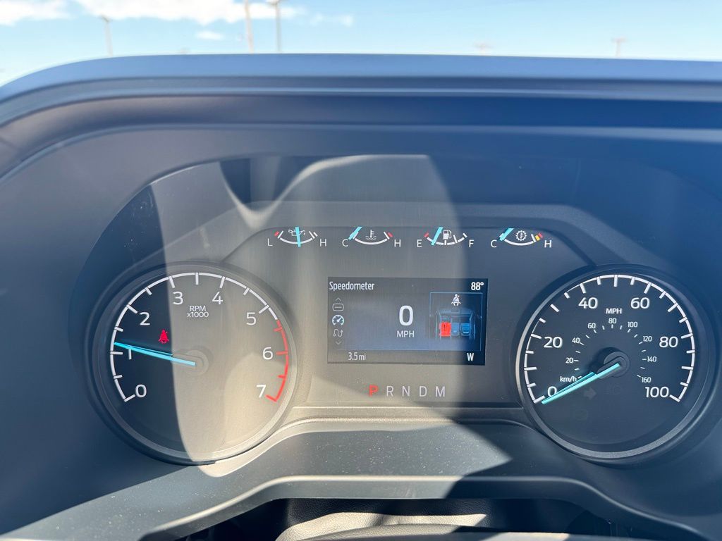 2026 Ford F-350 Super Duty XL - Photo 15