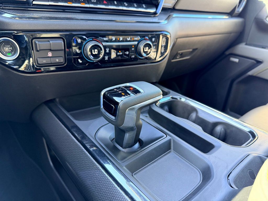 2024 Chevrolet Silverado 1500 ZR2 - Photo 23