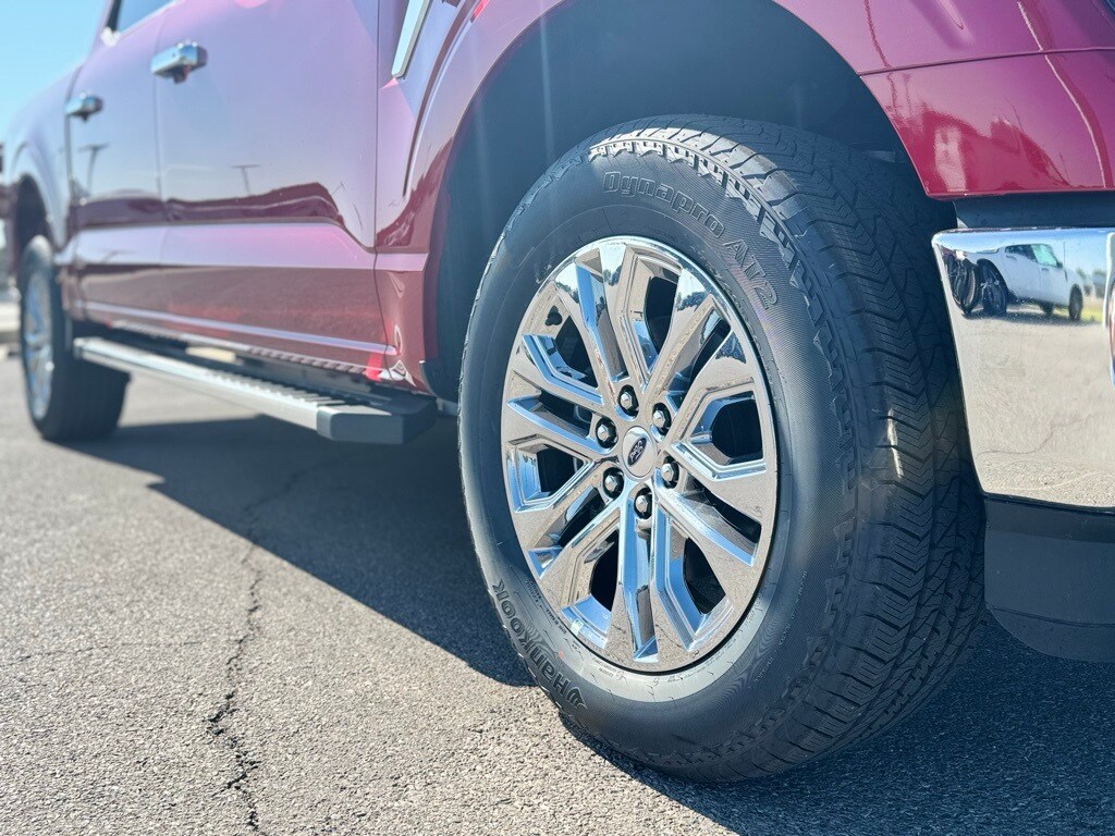 2025 Ford F-150 Lariat photo 2