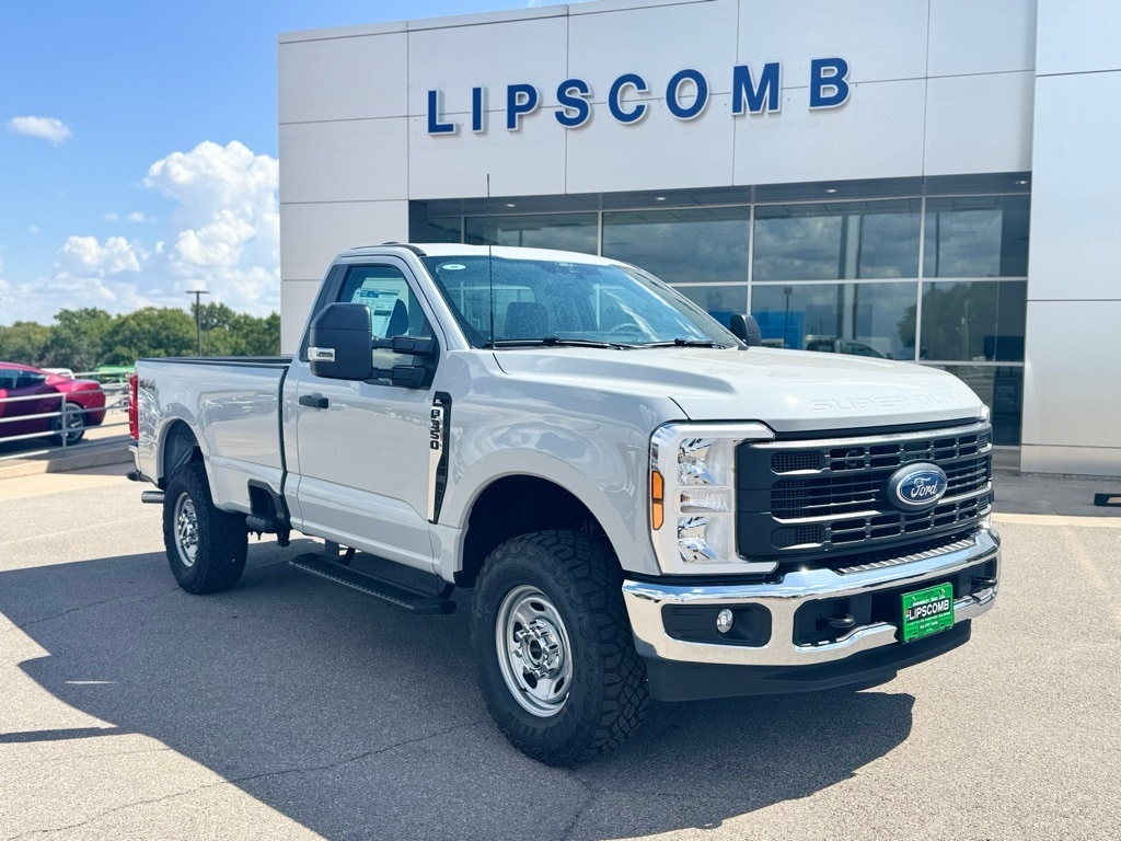 2026 Ford F-350 Super Duty XL's photo