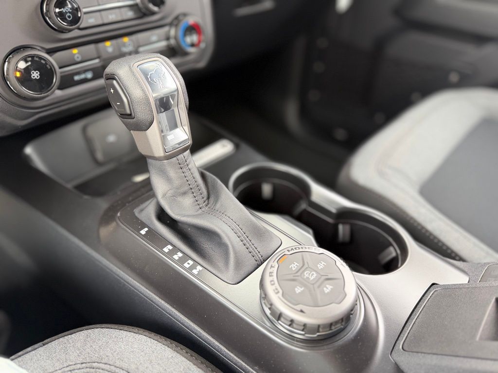 2025 Ford Bronco 2-Door Base - Photo 23