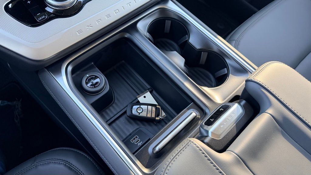 2026 Ford Expedition Active - Photo 26