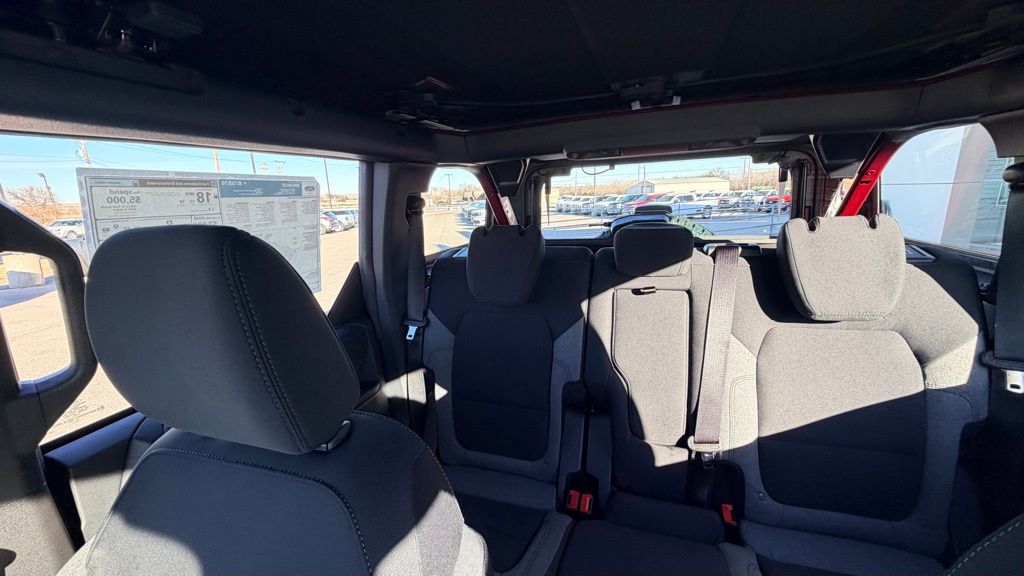 2025 Ford Bronco 4-Door Base - Photo 28