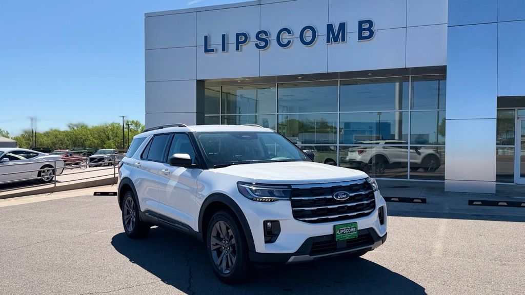 2026 Ford Explorer Active 4WD's photo
