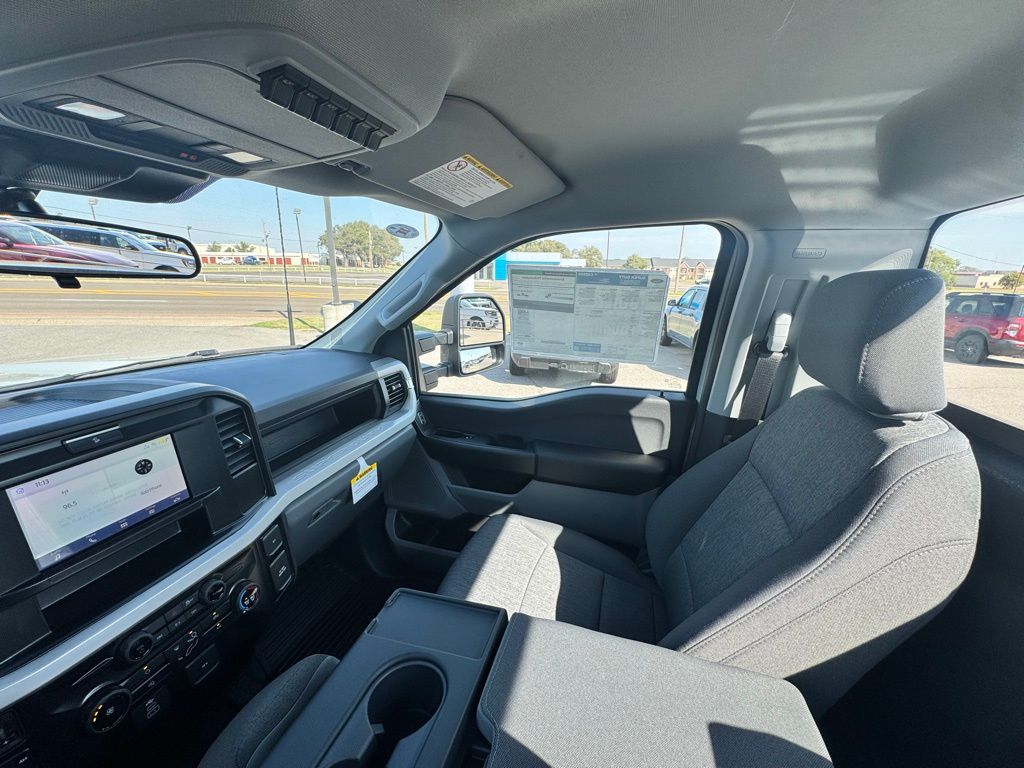 2026 Ford F-350 Super Duty XL - Photo 19