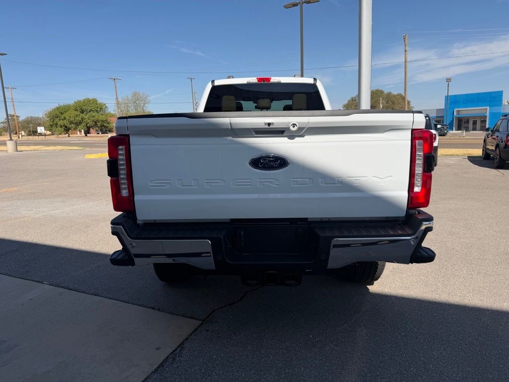 New 2026 Ford F-350SD Lariat Truck