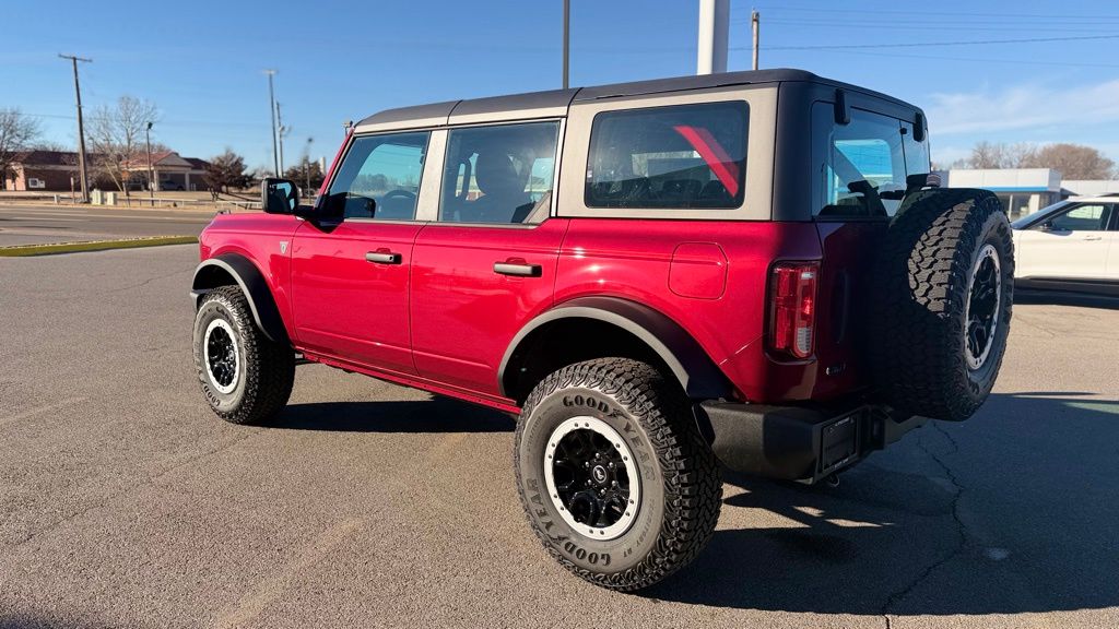 2025 Ford Bronco 4-Door Base - Photo 10