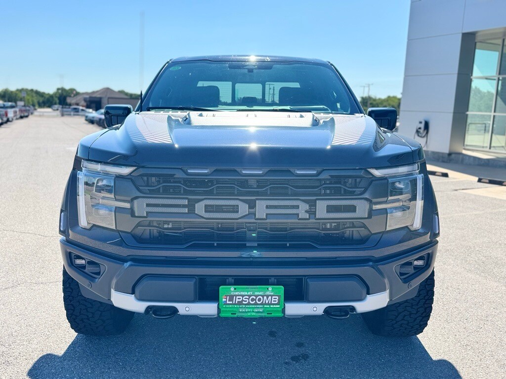 2025 Ford F-150 Raptor photo 4