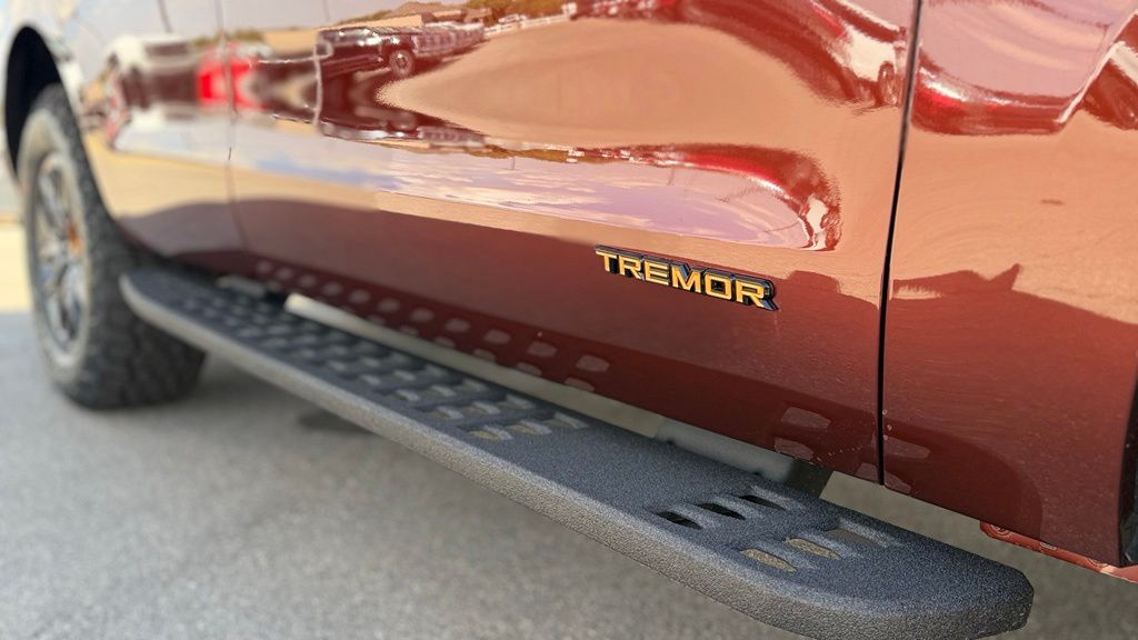 New 2027 Ford Expedition Tremor SUV