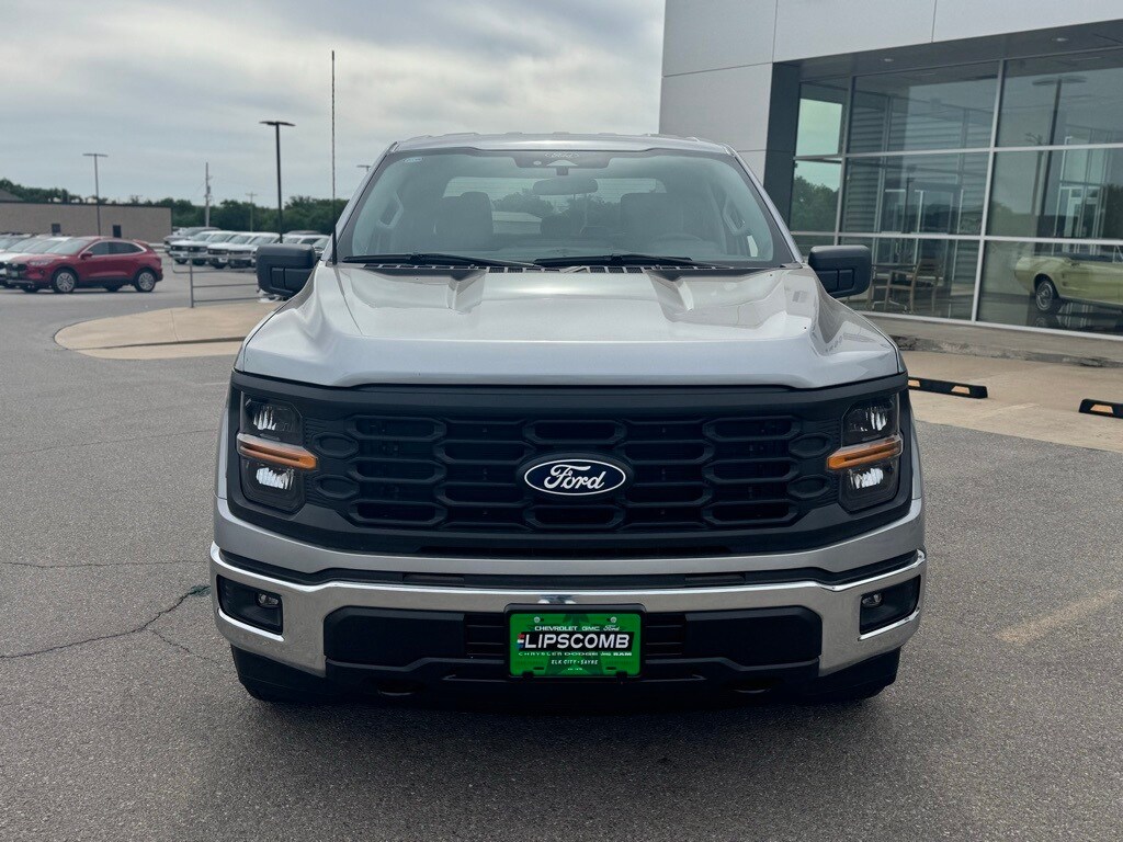 2025 Ford F-150 XL photo 3