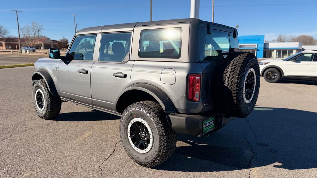 2025 Ford Bronco 4-Door Base - Photo 10