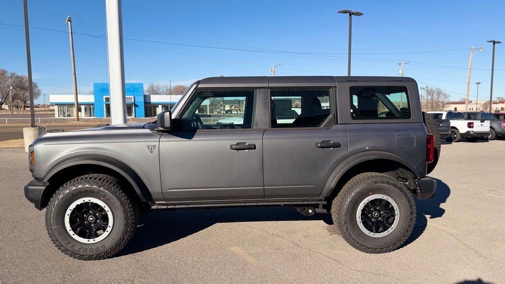 2025 Ford Bronco 4-Door Base - Photo 11