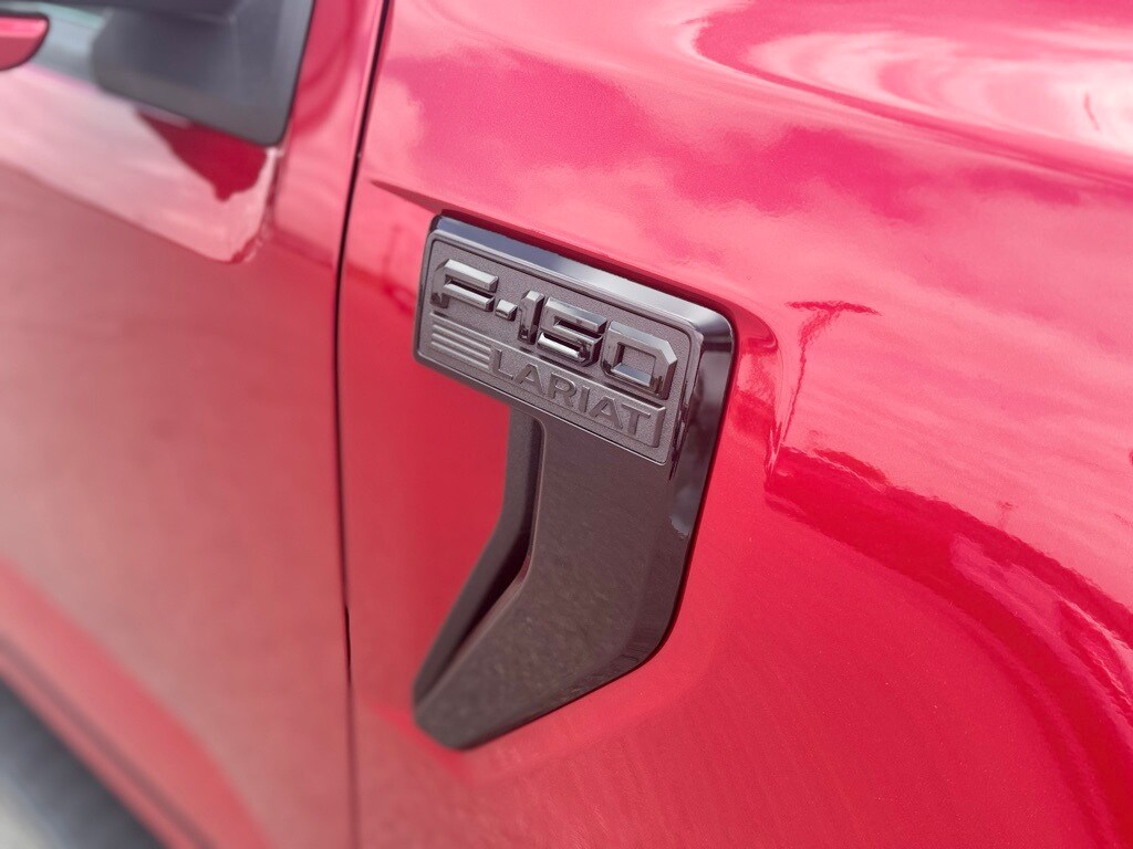 2025 Ford F-150 Lariat photo 3