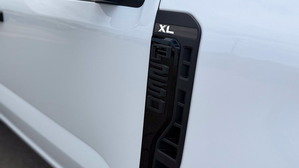 New 2027 Ford F-250SD XL Truck
