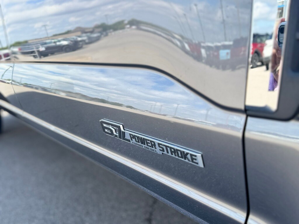 2026 Ford F-350 photo 3