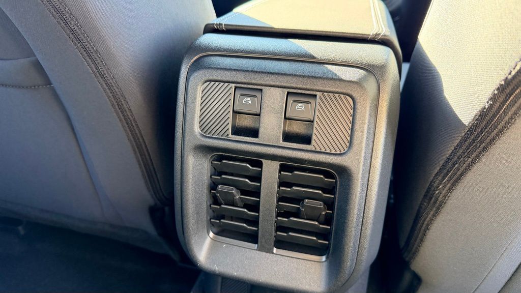 2025 Ford Bronco 4-Door Base - Photo 15