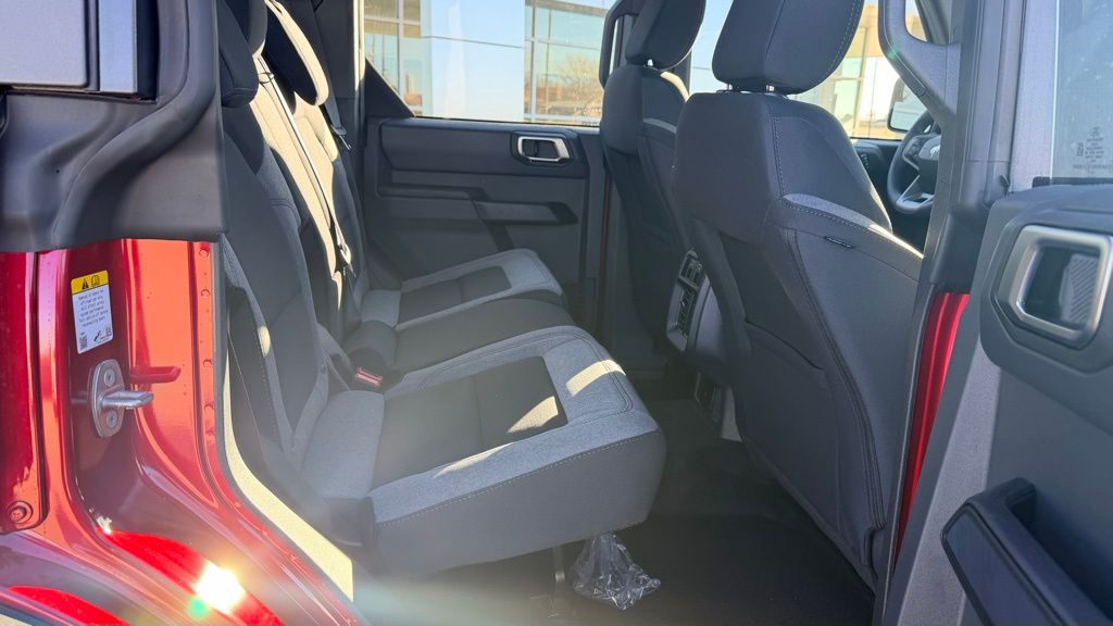 2025 Ford Bronco 4-Door Base - Photo 12