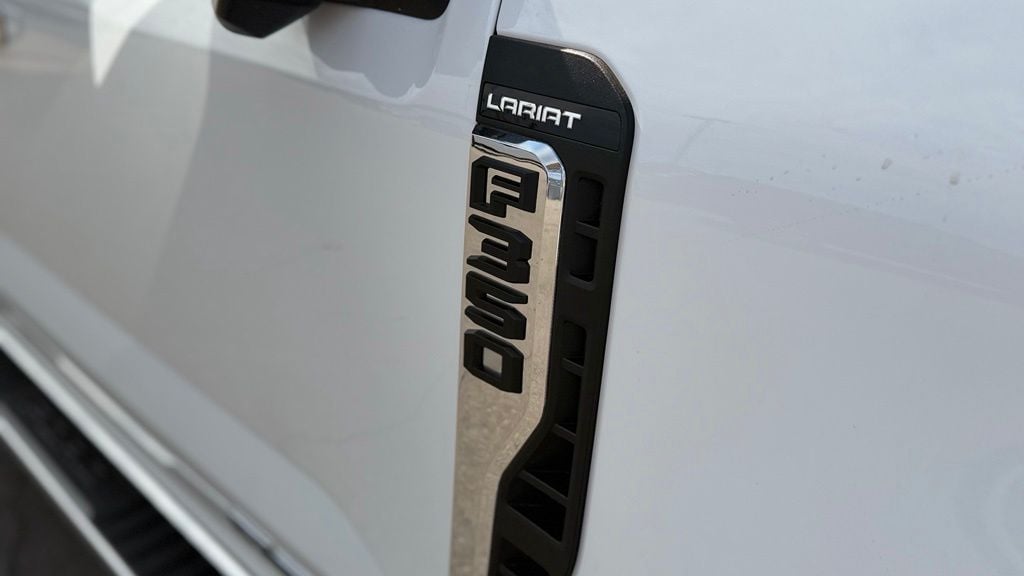 New 2026 Ford F-350 Truck Crew Cab