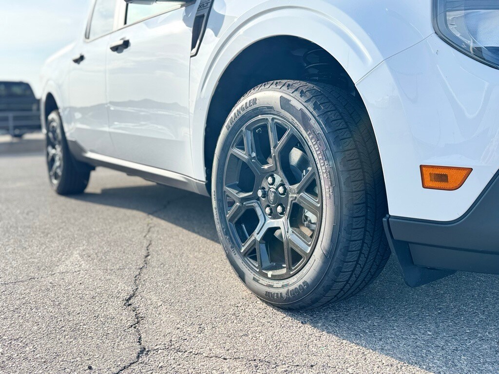 New 2025 Ford Maverick XLT Truck SuperCrew