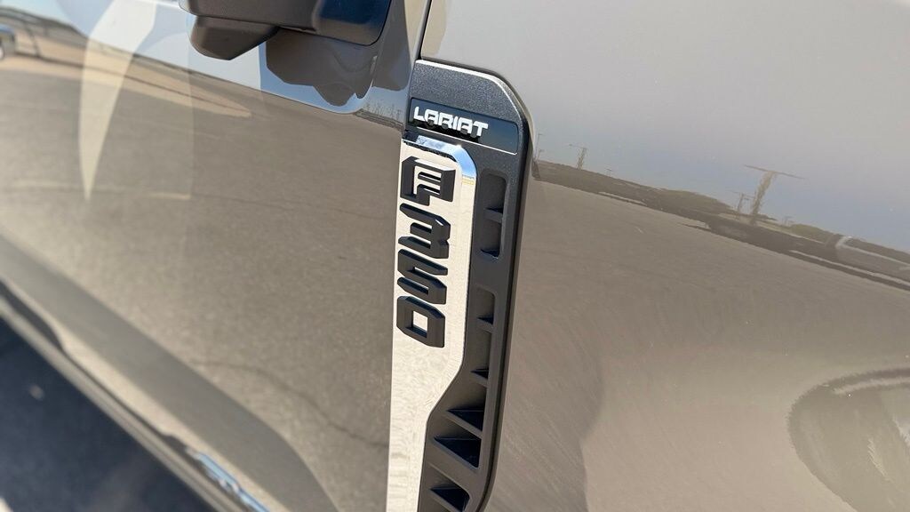 New 2026 Ford F-350 Truck Crew Cab