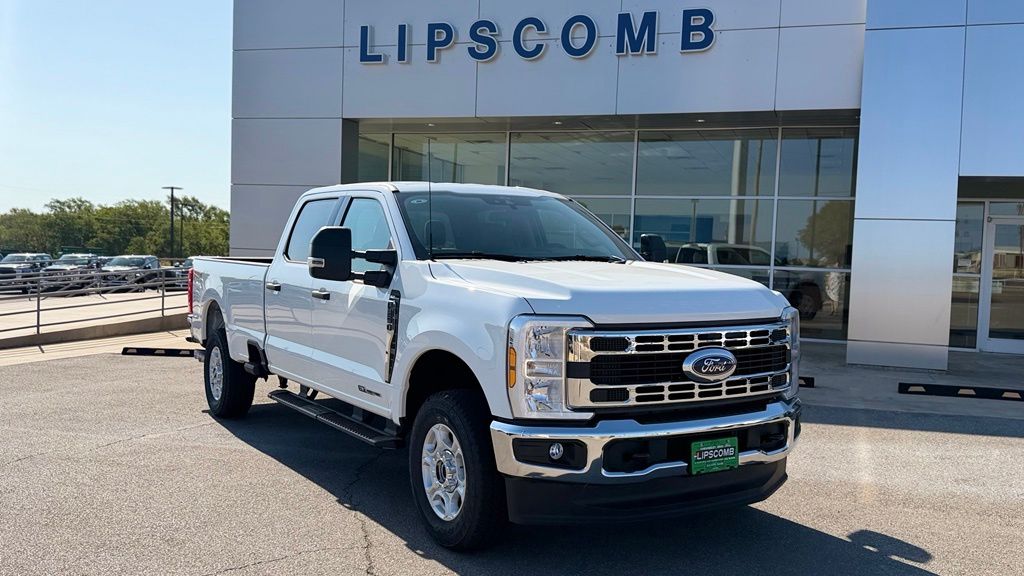 New 2026 Ford F-250 XLT Truck Crew Cab