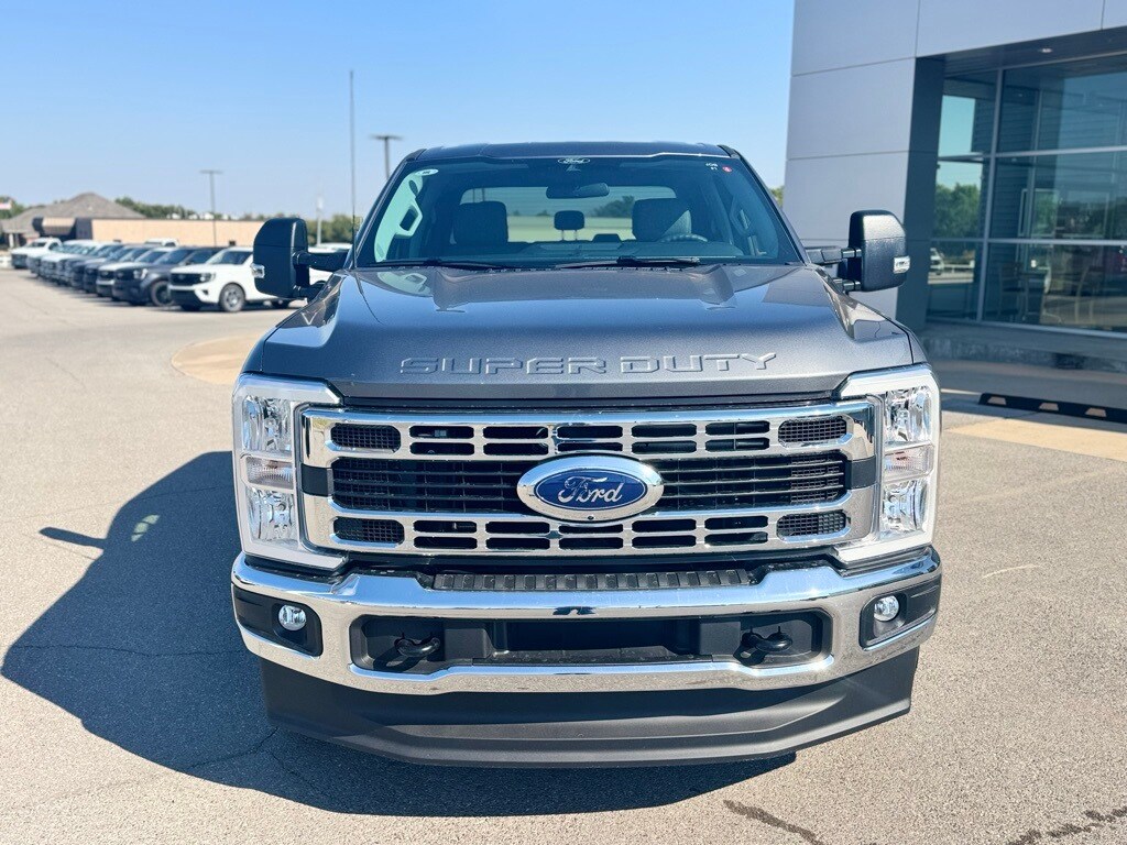 New 2026 Ford F-250 Truck Crew Cab