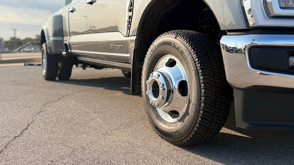 New 2026 Ford F-350 Truck Crew Cab