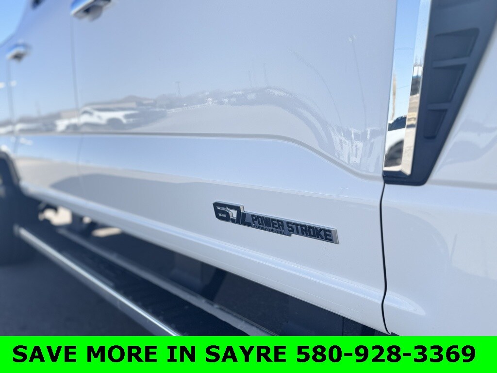 New 2025 Ford F-250 Truck Crew Cab