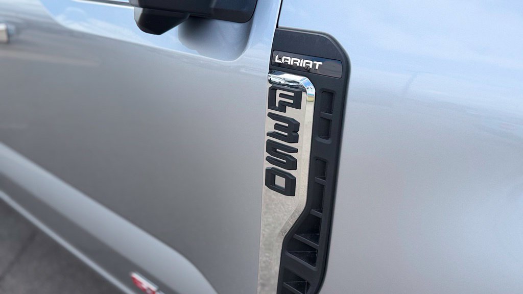 New 2027 Ford F-350 Lariat Truck Crew Cab