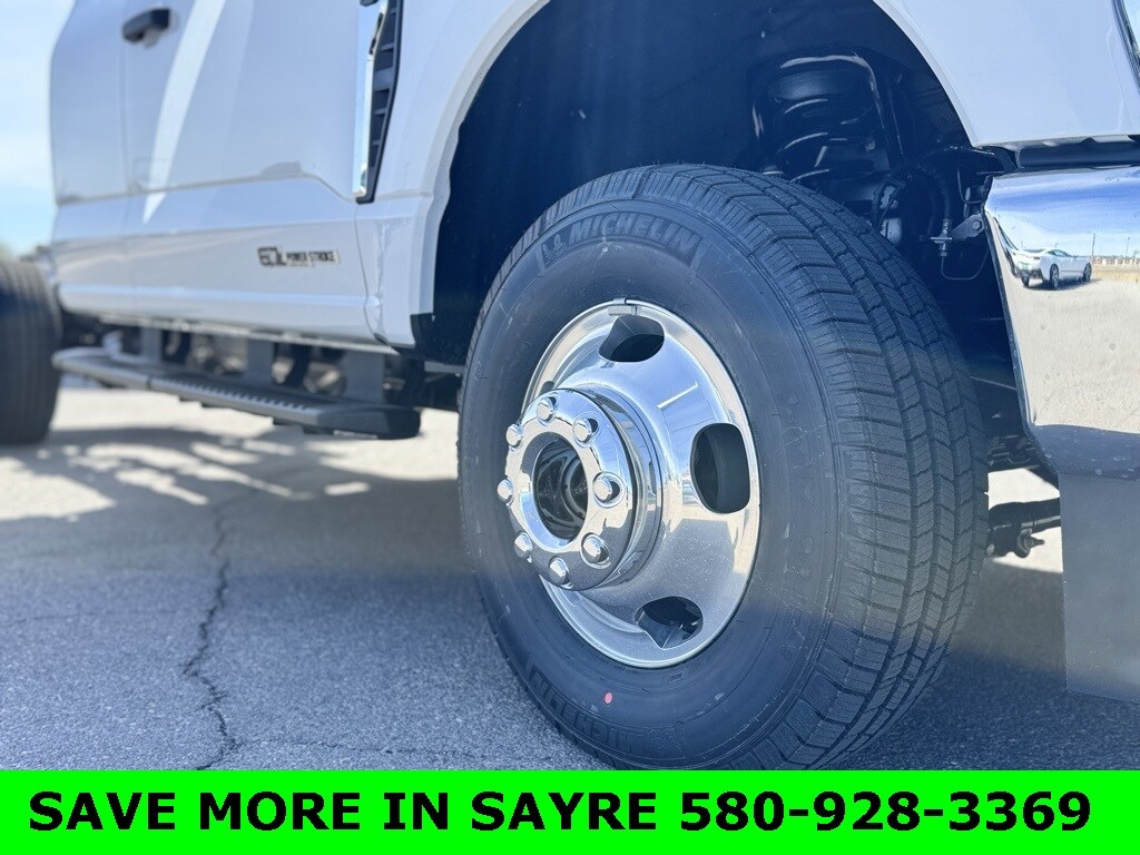 New 2025 Ford F-350 Chassis Truck Super Cab