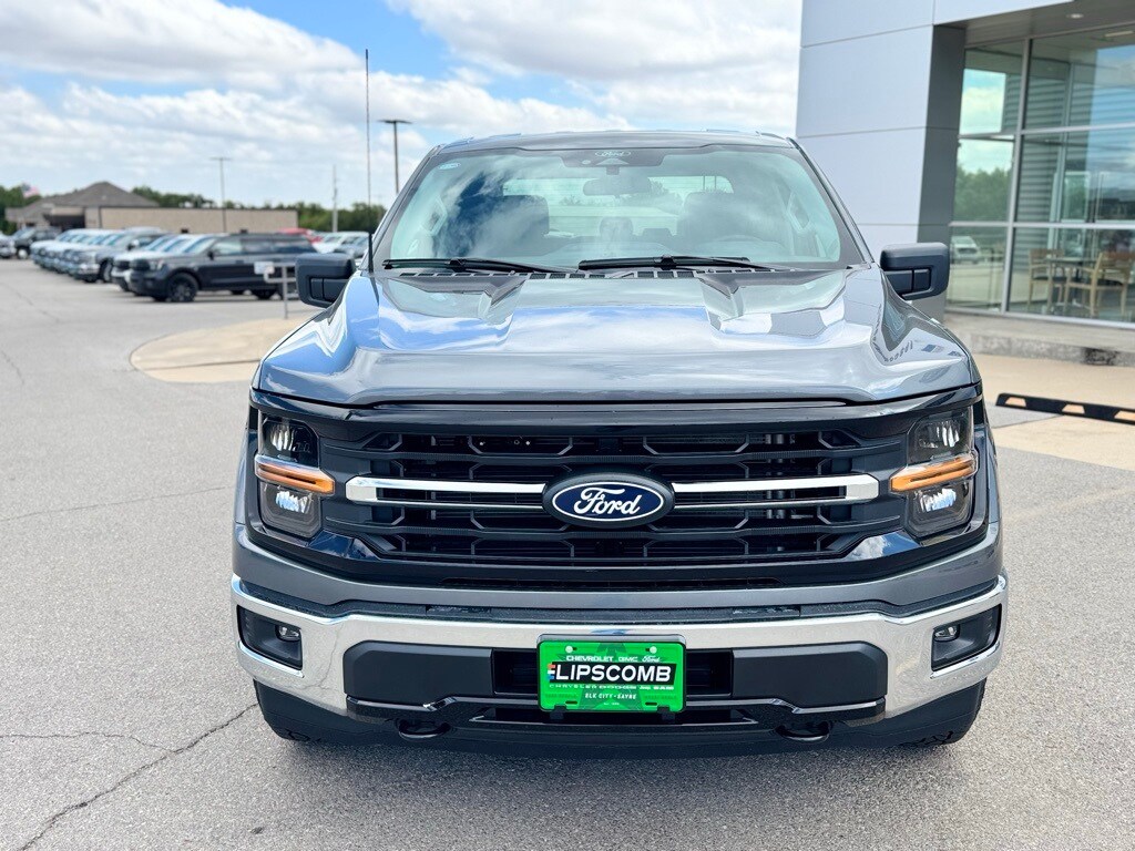 New 2025 Ford F-150 XLT Truck SuperCrew Cab