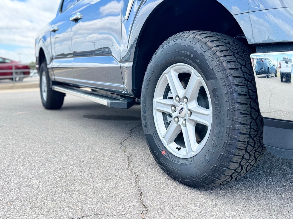 New 2025 Ford F-150 XLT Truck SuperCrew Cab
