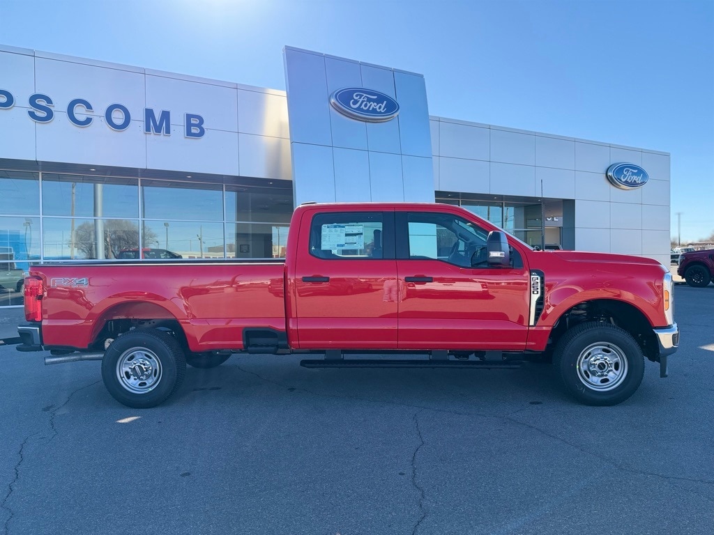 New 2026 Ford F-250 Truck Crew Cab